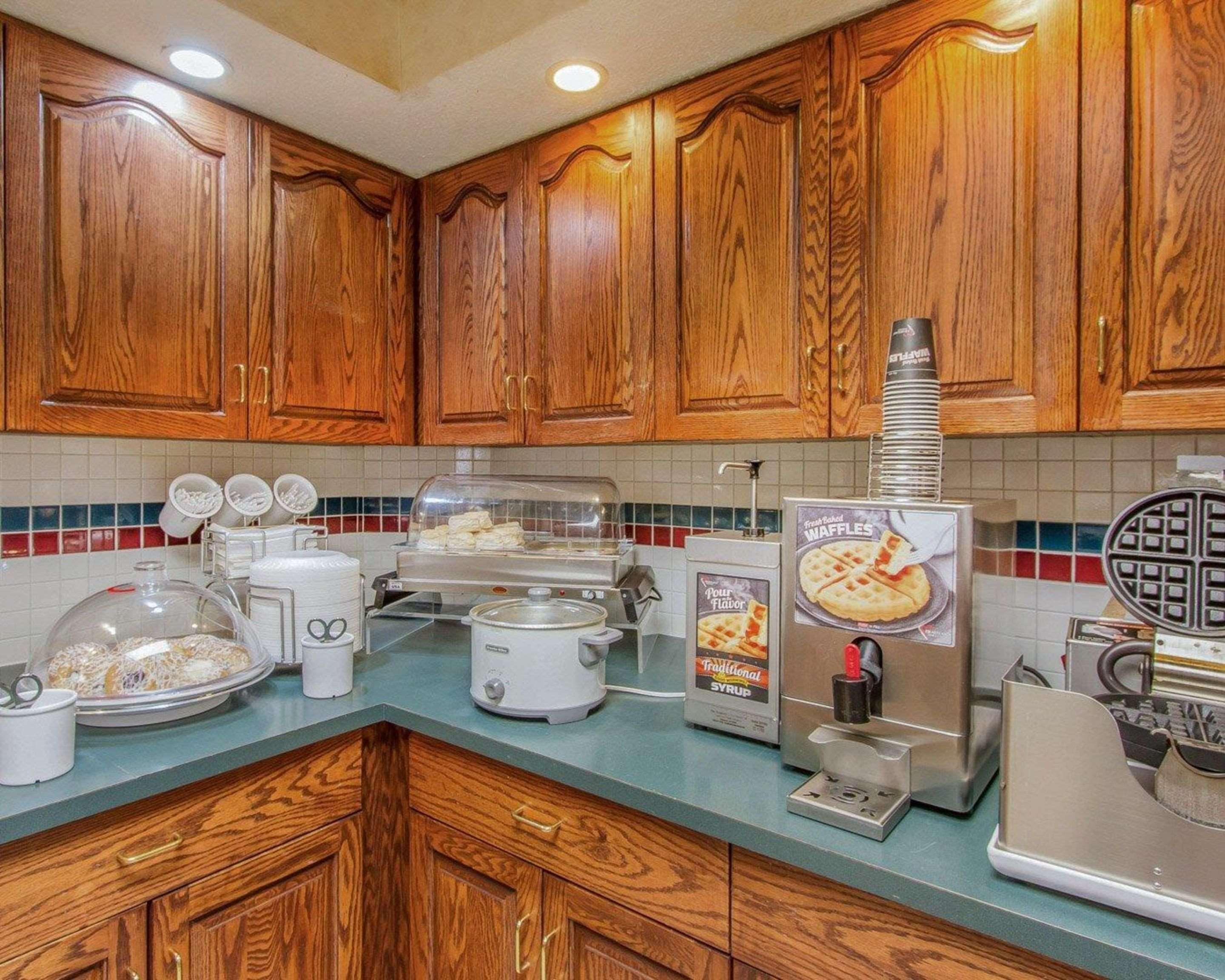 Rodeway Inn Fremont Ngoại thất bức ảnh